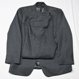 Van Heusen Charcoal Gray Suit